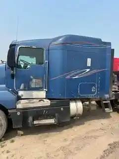 Kenworth T600 Back Window