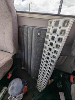 Volvo VNL Battery Box Cover