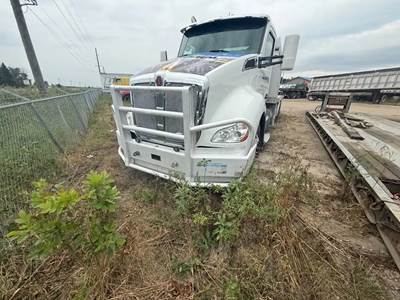 Used 2017 Kenworth T660 Ali Arc Bumper Guard