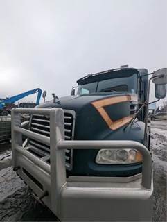 Mack Vision CXN613 Bumper Guard for a 2005 Mack CXN613