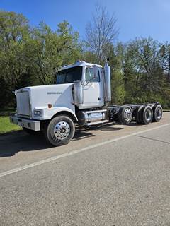 Western Star 4900FA Tri Axle Cab & Chassis Truck - Detroit, 490HP, 13 Speed Manual