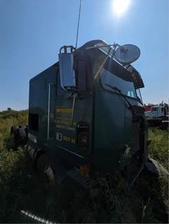 Freightliner Cab Mount for a 1994 Freightliner CABOVER