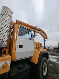 Ford L8000 Cab Assembly