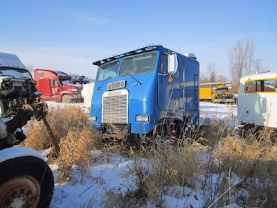 Freightliner Cab Assembly for a 1982 Freightliner CABOVER