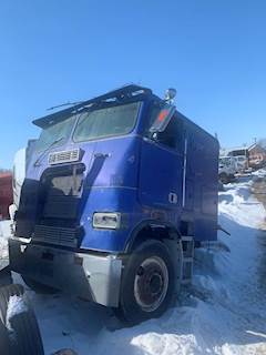 Freightliner Cab Assembly for a 1986 Freightliner CABOVER