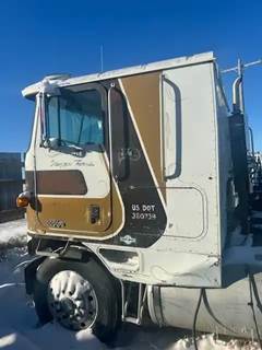 International 9670 Cab Assembly