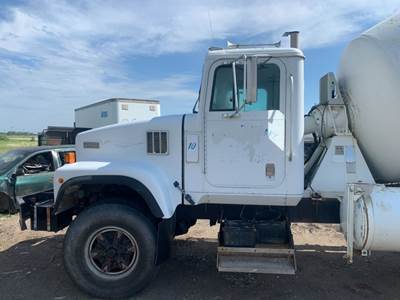 International Paystar 5000 Cab Assembly for a 1994 International 5000 PAYSTAR