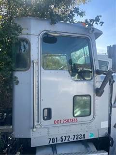 Kenworth T800 Cab Assembly
