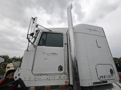 Kenworth T800 Cab Assembly