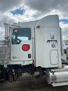 Kenworth W900 Cab Assembly