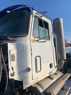 Mack CH613 Cab Assembly