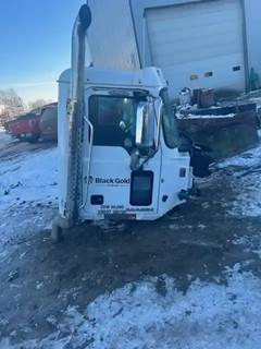 Mack Pinnacle CXU613 Cab Assembly for a 2012 Mack CXU613