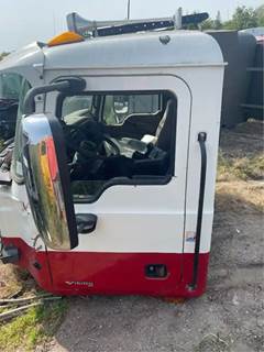 Mack Vision Cab Assembly for a 2007 Mack CX VISION