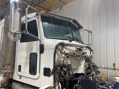 Peterbilt 389 Cab Assembly