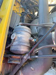 Western Star 4900FA Coolant Reservoir for a 2004 Western Star 4900 FA