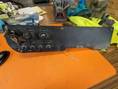 Peterbilt 379 Dashboard Assembly