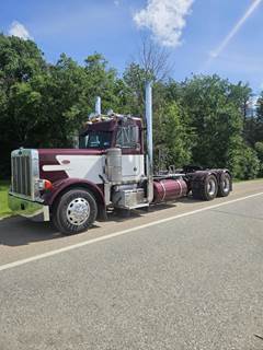 Peterbilt 379 Day Cab Truck - Caterpillar 550HP, 13 Speed Manual