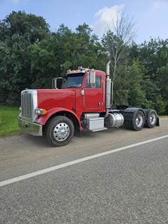 Peterbilt 379 Day Cab Truck - Caterpillar 500HP, 13 Speed Manual