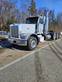 Peterbilt 388 Tri Axle Day Cab Truck - Cummins 550HP, 18 Speed Manual