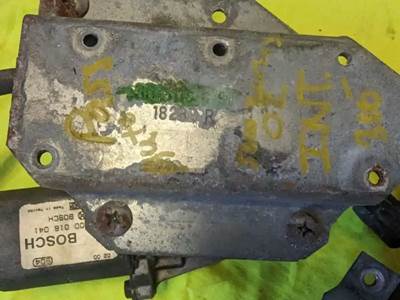 International 5000 Door Window Regulator for a 2002 International 5000 series