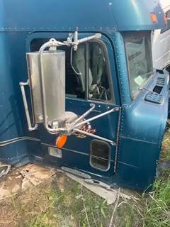 Freightliner Classic Right Door
