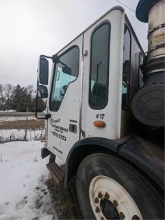 Freightliner Condor Door for a 2002 Freightliner CONDOR LOW CAB FORWARD