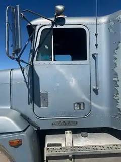 Freightliner FLD120 Left Door