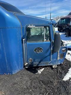 Kenworth T600 Right Door