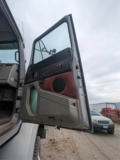Western Star 4900SA Right Door
