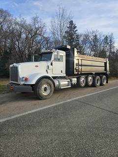 Peterbilt 367 Quad Axle Dump Truck - Cummins 485HP, 18 Speed Manual, 20' Dump