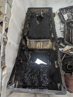 Caterpillar C12 Engine Oil Pan