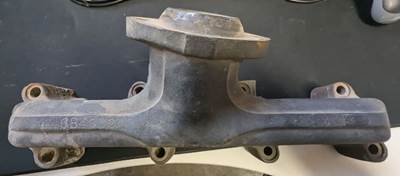 International 404 Engine Exhaust Manifold P/N 446843C2