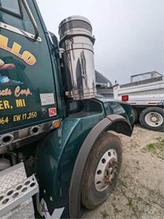 Western Star 4900SB Fender Extension