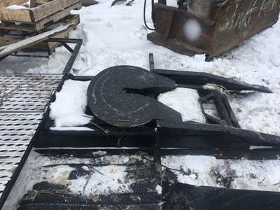 Elevating Fifth Wheel