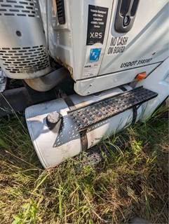 International 8600 Right Fuel Tank