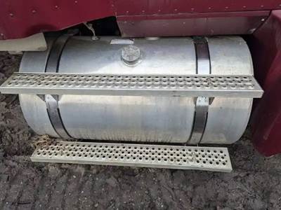 International 9200 Fuel Tank