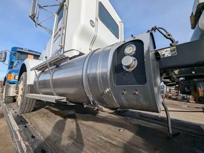 Kenworth T800 Left Fuel Tank