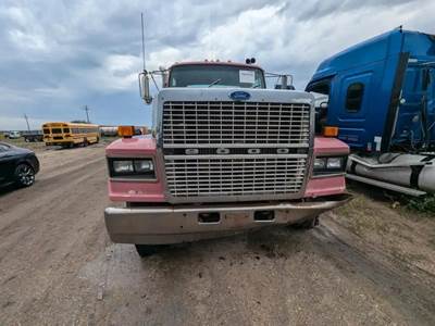 Ford LTL9000 Grille