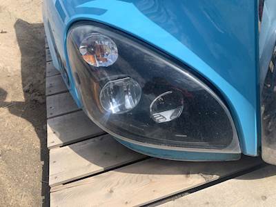 Freightliner Cascadia Headlight Assembly