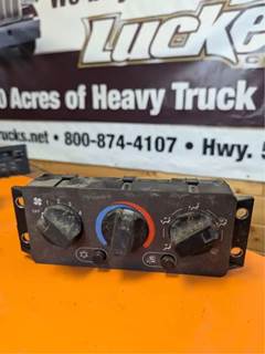 Mack Pinnacle CXU613 Heater / AC Temp Control for a Mack CXU613