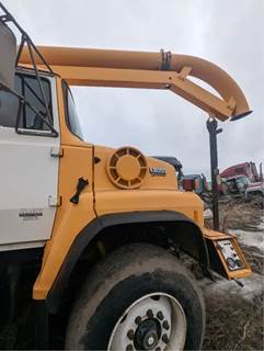 Ford L8000 Hood