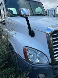 Freightliner Cascadia Hood