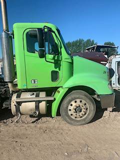 Freightliner Columbia 112 Hood