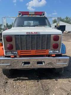 GM/Chev (HD) C7000 Hood