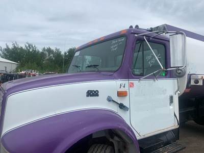 International 4700 Hood