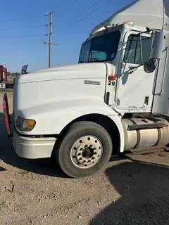 International 9200 Hood