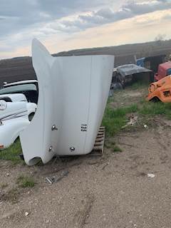 International 9200i Hood