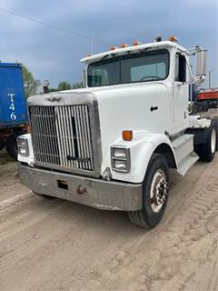 International 9300 Hood