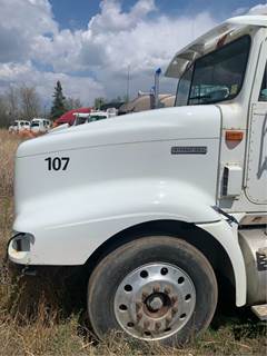 International 9400 Hood