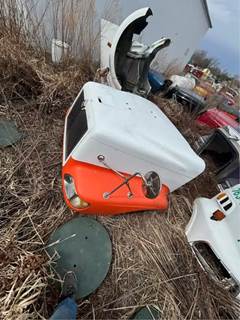 International 9400 Hood